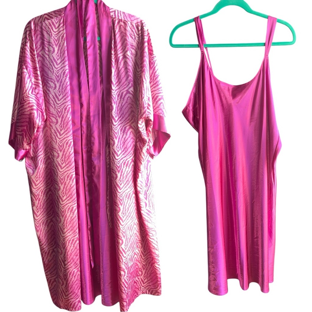 Satin Robe and Matching Nightgown Adjustable Straps 4X
